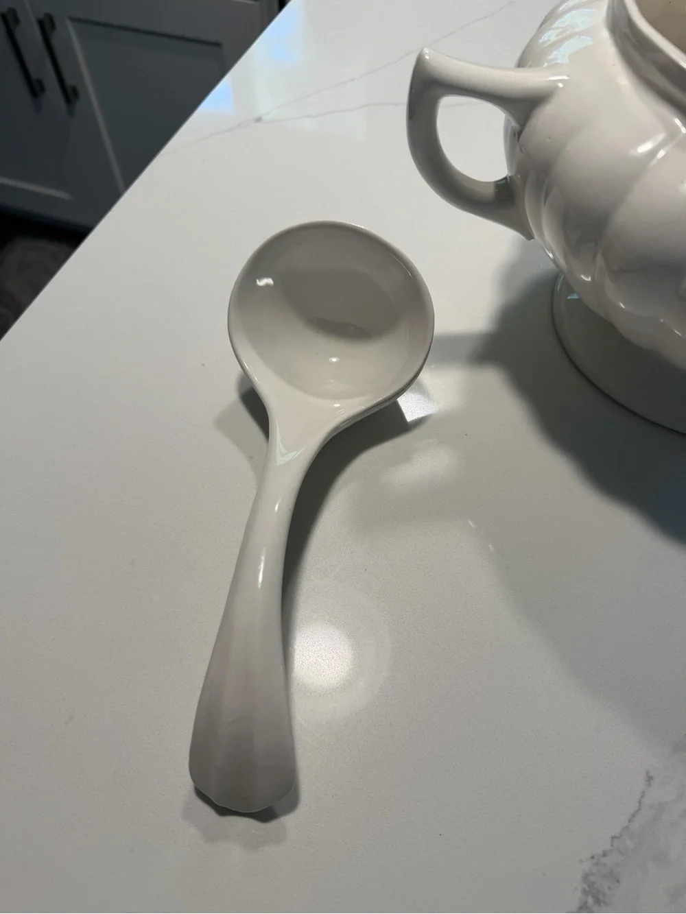 California Pottery C609 soup tureen with ladle